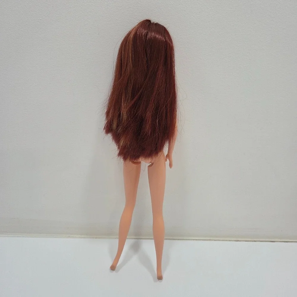 My Scene Chelsea Chillin' Out Barbie Doll Nude‎ Jointed Arms Blue Eyeshadow